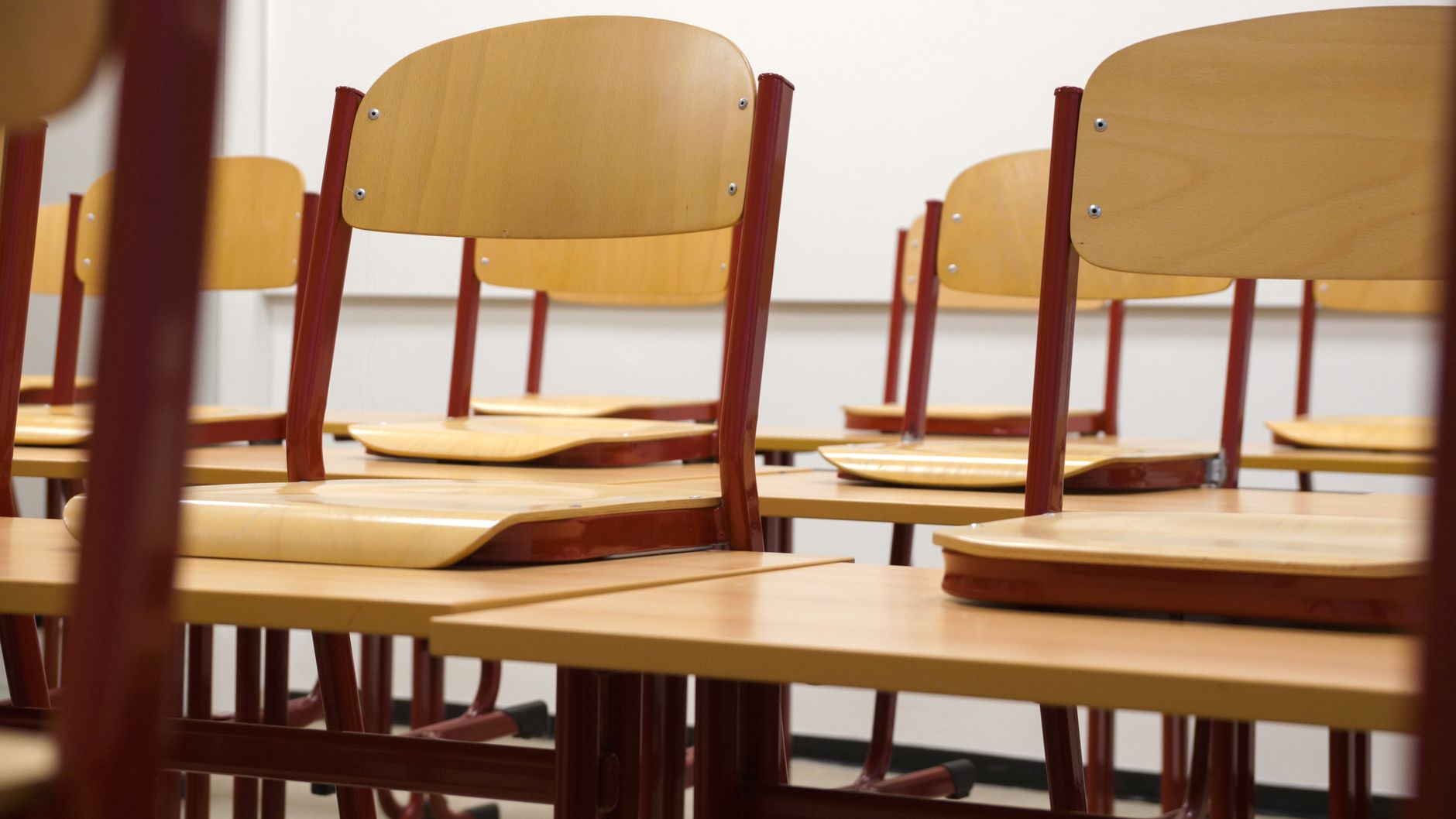 Précisions attendues sur l&rsquo;utilisation des téléphones portables en milieu scolaire